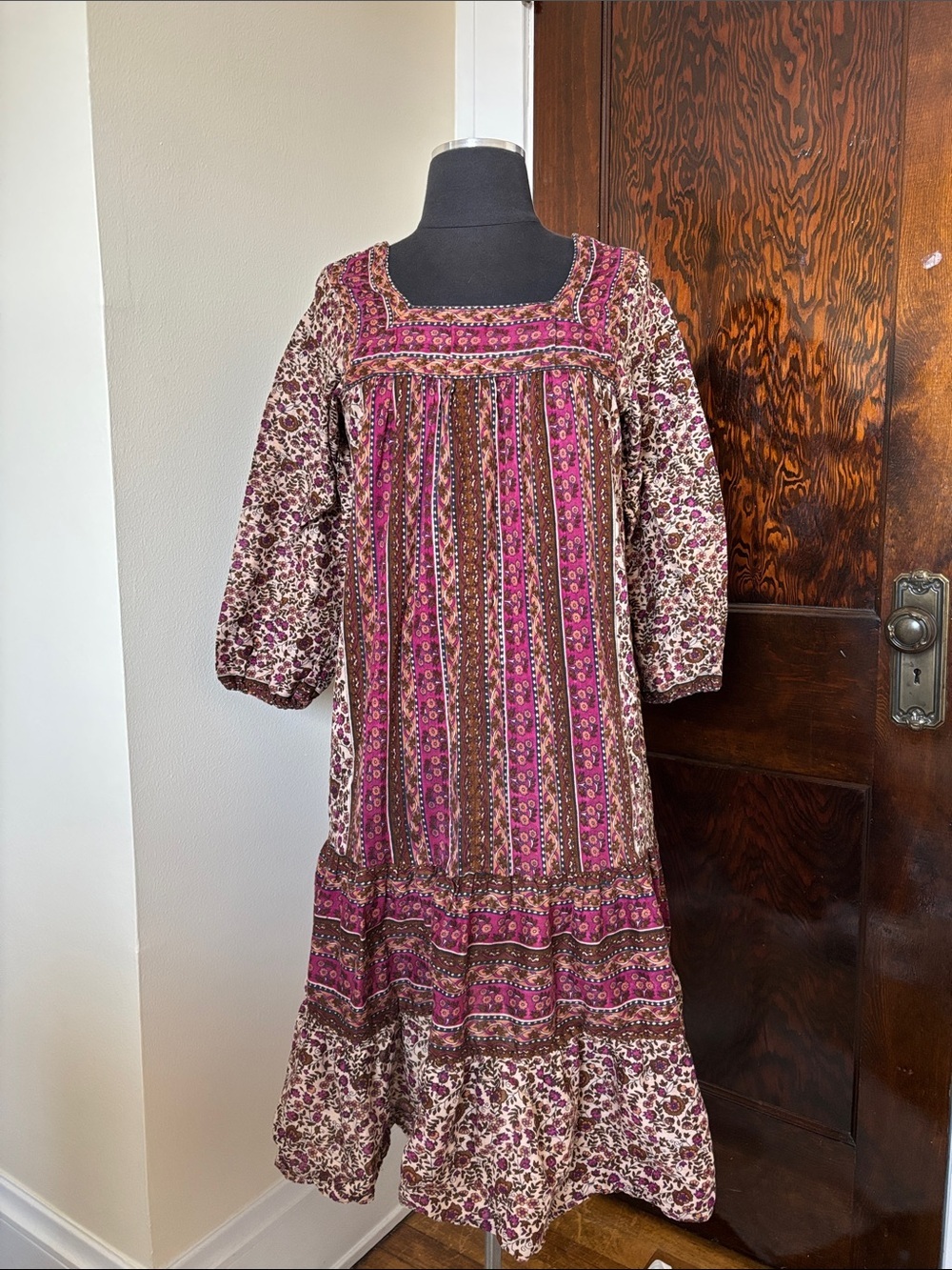 1970s Vintage Bohemian Floral Pink and Brown Midi Dress Kaiser 100% Cotton Flowy